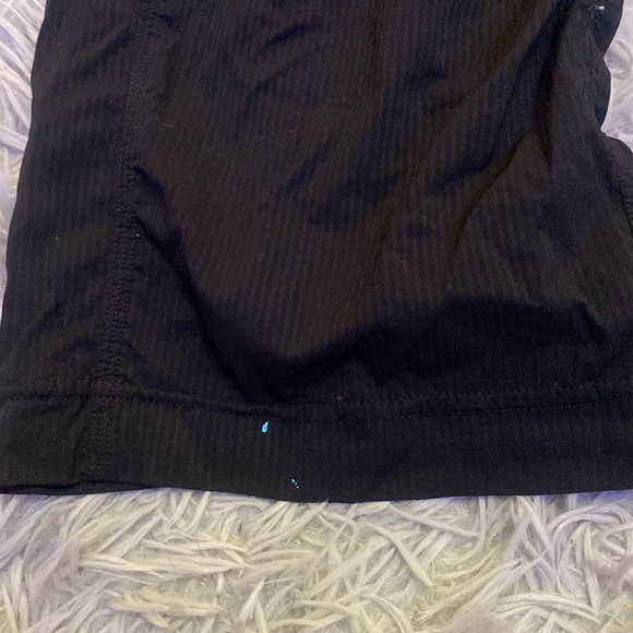 Size 2 Lululemon cropped studio pants (black) - Picture 2 of 4